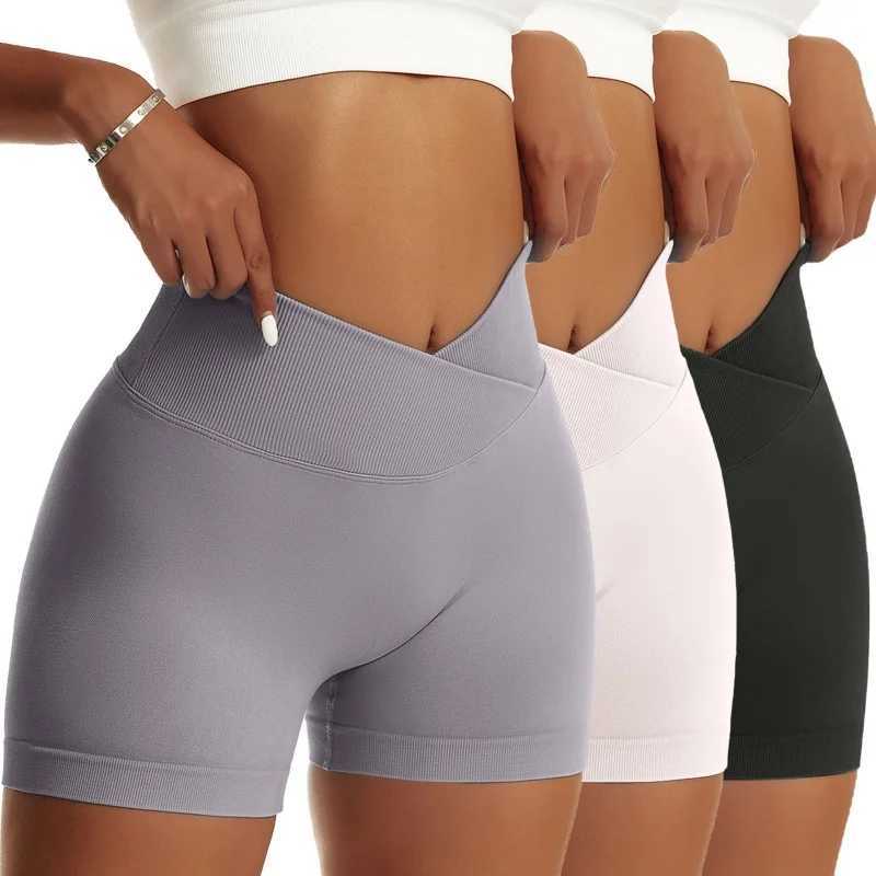 3-piece womens solid peach hip sports pants high elasticity breathable running bike high waist yoga womens twisted hip shorts Y250412