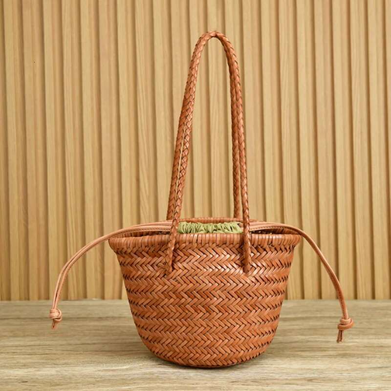 Genuine Leather Vintage Hand Tote Top Quality Women Weave Basket Shopping Bags Travelg Beach Hobos Handbag