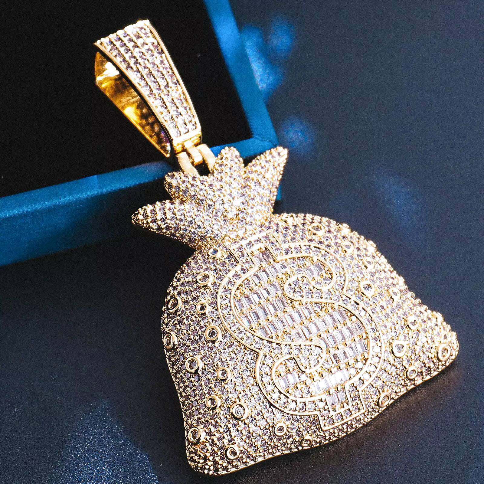 18K Gole Fine Jewelry Moissanite Diamond Pendant Hiphop Out Ice Men Necklace Pendant 925silver Custom Pendant