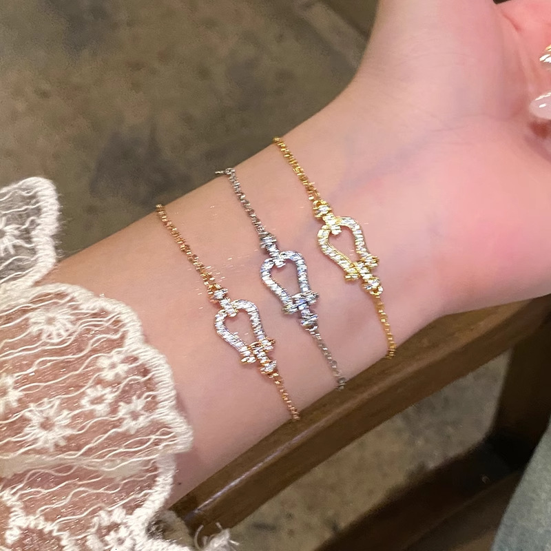 Designer Bracelet TB BHULAMTE Starry Sky Horseshoe Buckle Bracelet for Women - Designer Luxury Hand Jewelry - Versatile, Exquisite Accessory