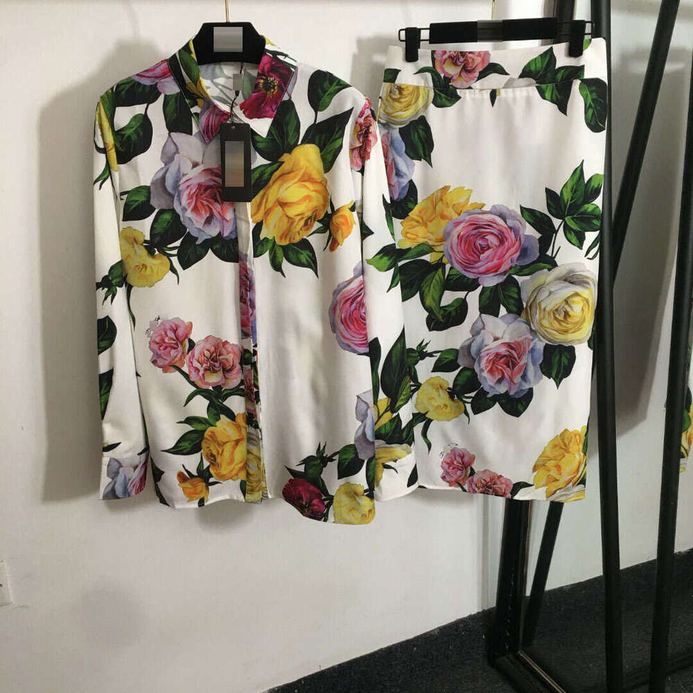 Designer clothing 2025 new set of colorful rose flower print temperament long sleeved shirt+hip hugging split high waist half skirt