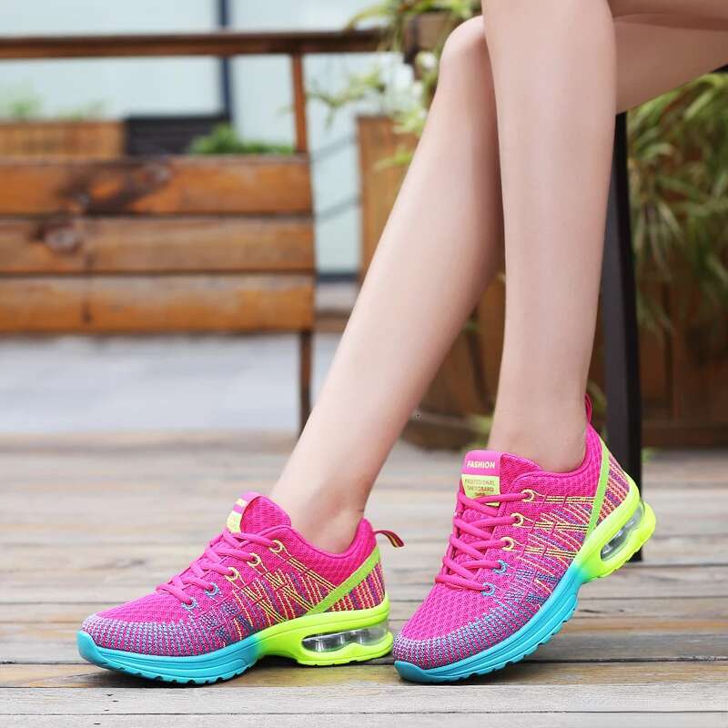 2025 New Women's Outdoor High Quality Running Breathable Casual Sports Shoes Designer Fashion Women's Sports Walking Shoes
