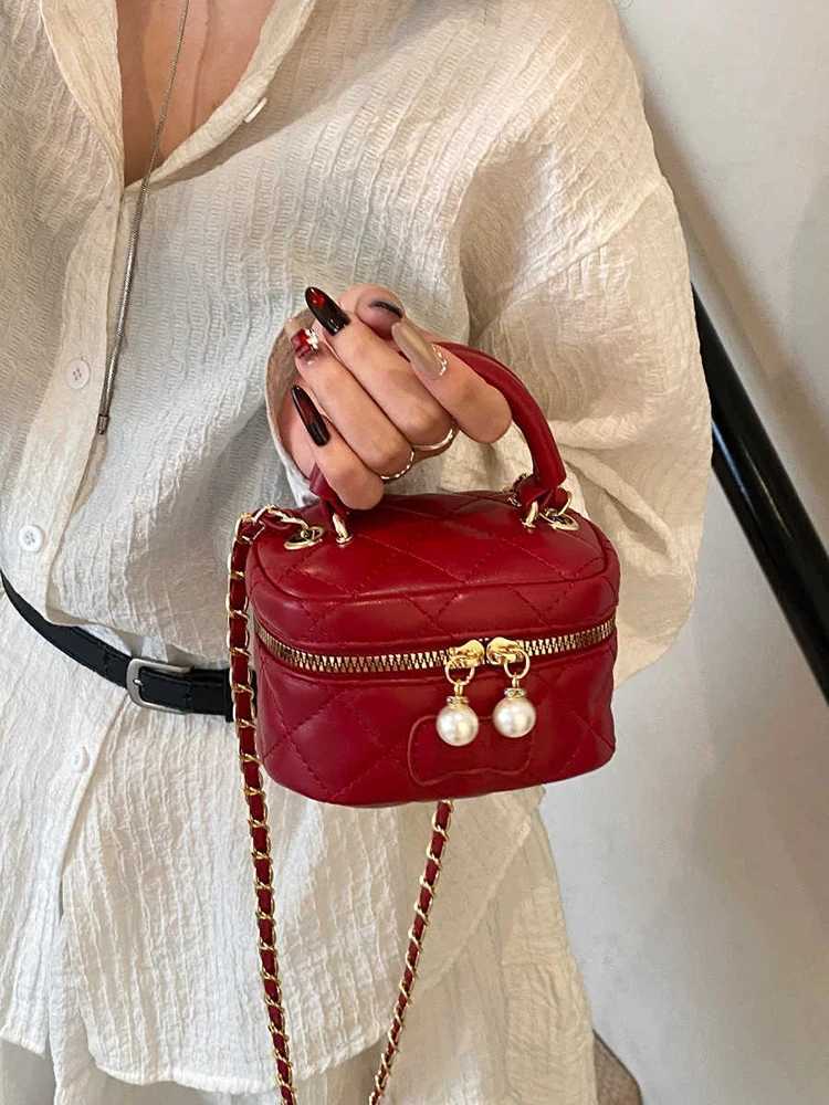 High-end Diamond Lattice Handbags Women New Pearl Zipper Versatile Commute Chain Crossbody Bags Luxury Designer Mini Lipstic BagW251112