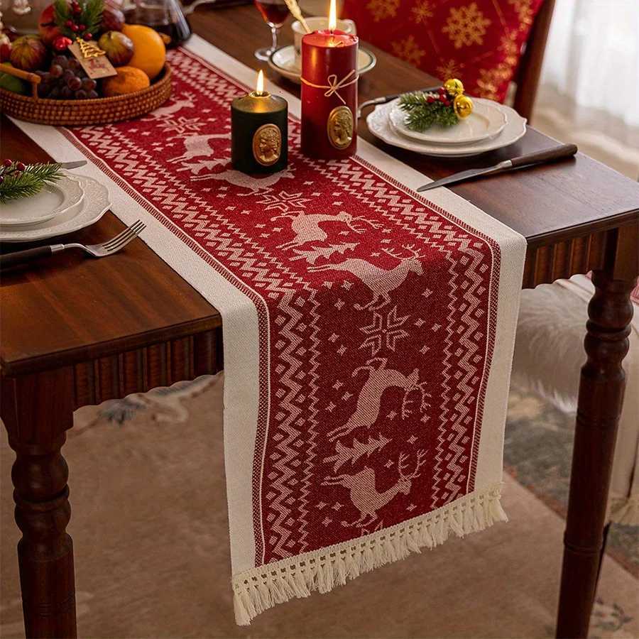 Christmas 1pc Christmas Elk Table Runner Living Room Dining Room Rectangular Gift Box Tablecloth Napkin Table ClothSuitable for Household Y251113