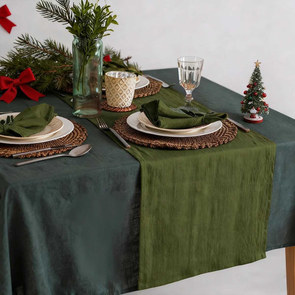 Christmas Christmas Solid Color Skin Friendly Absorbent Washable Table Flag for Holiday Party Restaurant Decoration Y251113