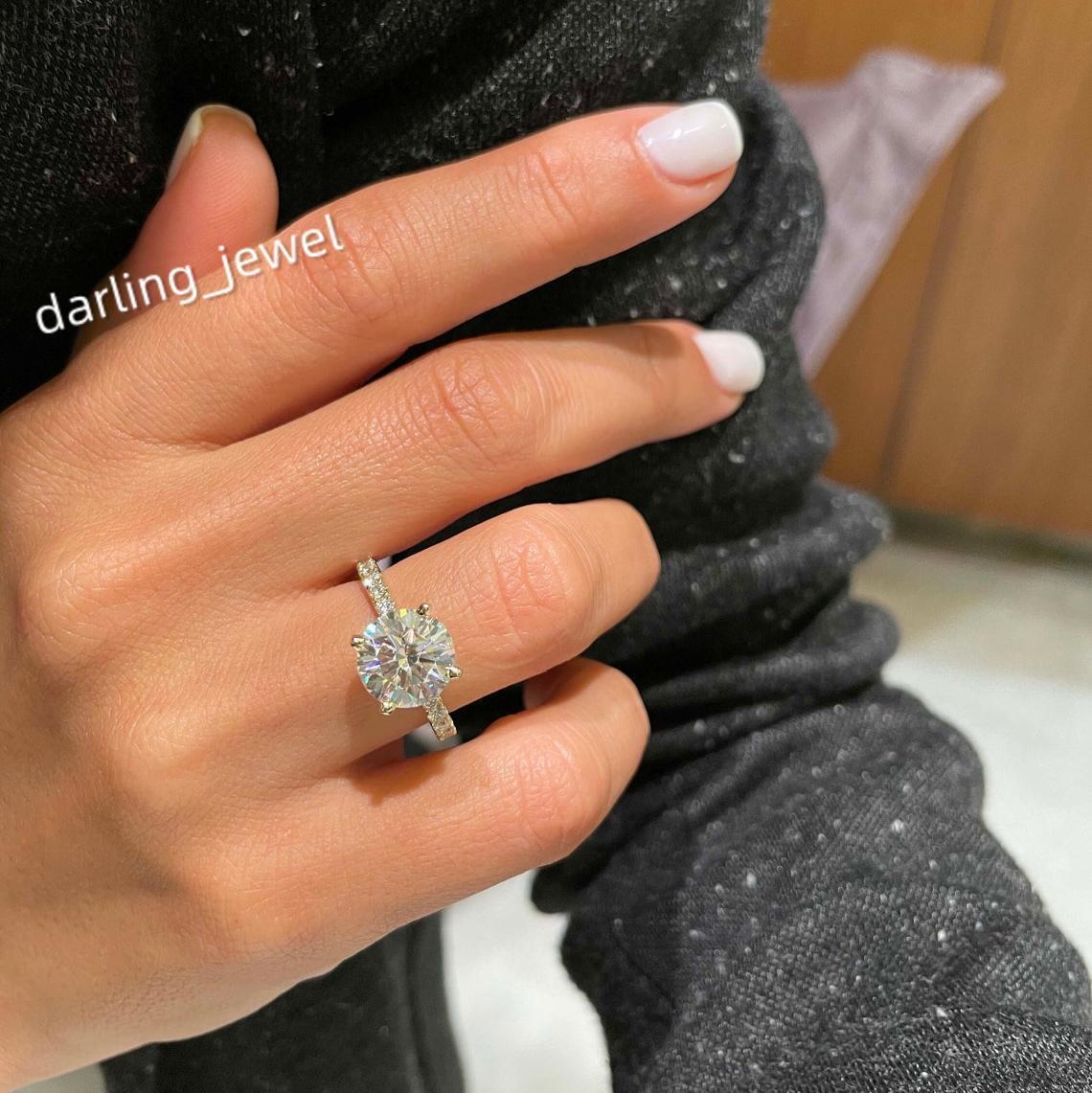 Luxurious Jewelry 925 Silver 3ct VVS Moissanite Engagement Ring