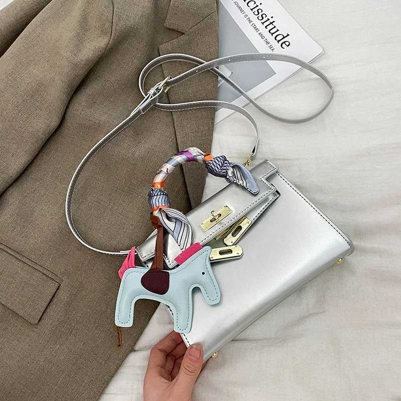 Classic Womens Tote Bag Luxury Leather Crossbody Shoulder Handbag Designer Purse Elegant Chic VersatileW251112