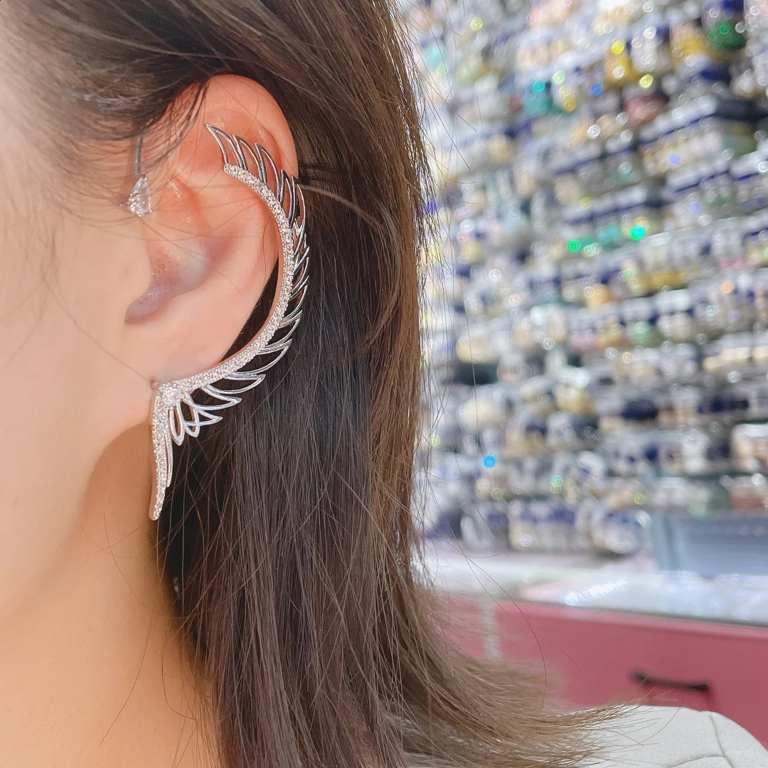 Geometric Single Feather Wing Full Mirco Setting Cubic Zirconia For Women America Wedding Earring Fashion Jewelry E6558 250411