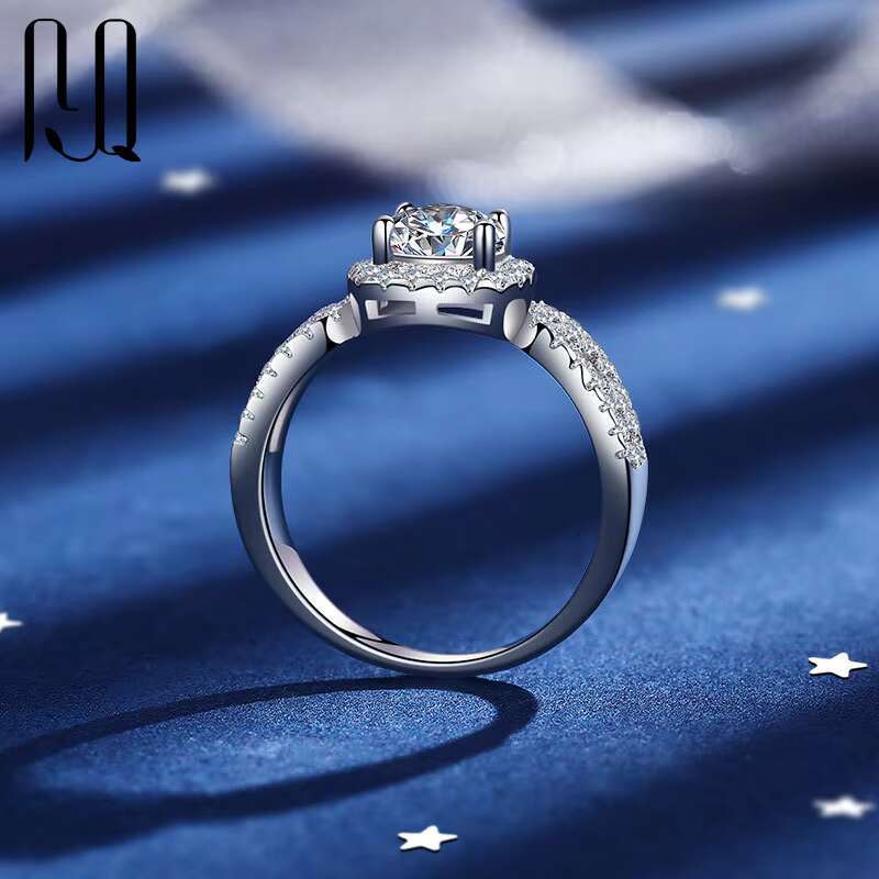 PYQ 1ct Luxurious 925 Sterling Silver Round Brilliant Cut Moissanite Ring Fine Fashion Accessory
