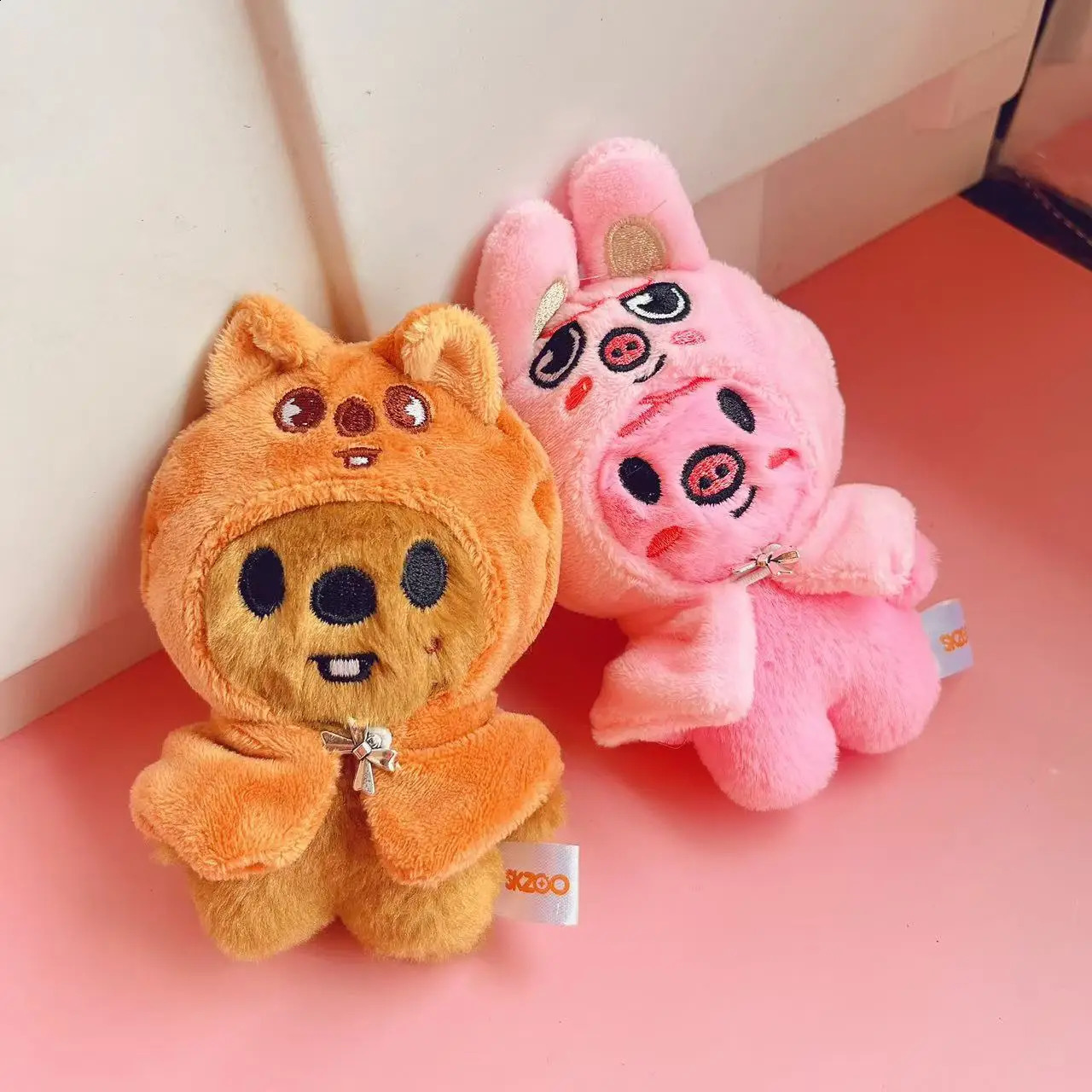 SKZOO Plush Keychain Homeless Childrens Toy Seoul FM Week Same Doll Cloak Magic School Birthday Gift 250410