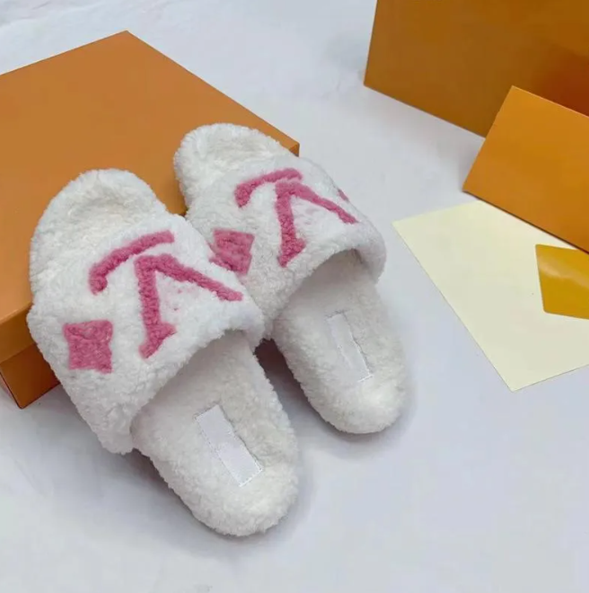 Women Plush Slipper… - image
