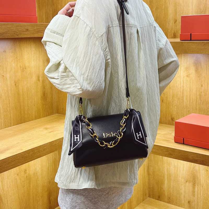 FAshionable Ladies Tote Bag Classic Elegant Leather Handbag From Popular Womens Shoulder BagW251112