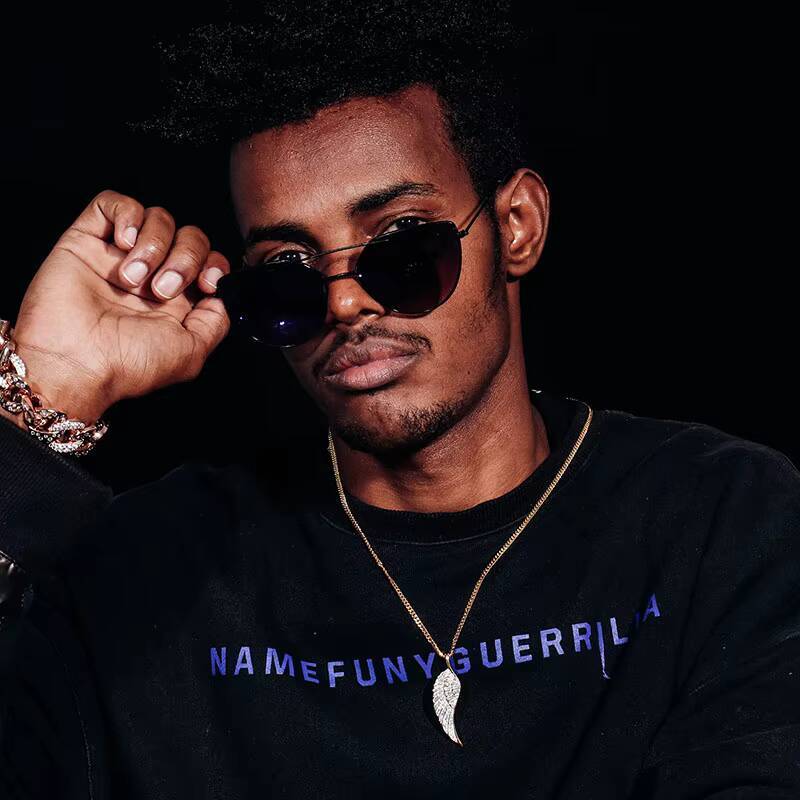 Twinkle Jewelrys Custom Hip Hop 925 Silver Yellow Gold Plated Moissanite Diamond Pendant Exquisite Leaf Shape Design Women Men