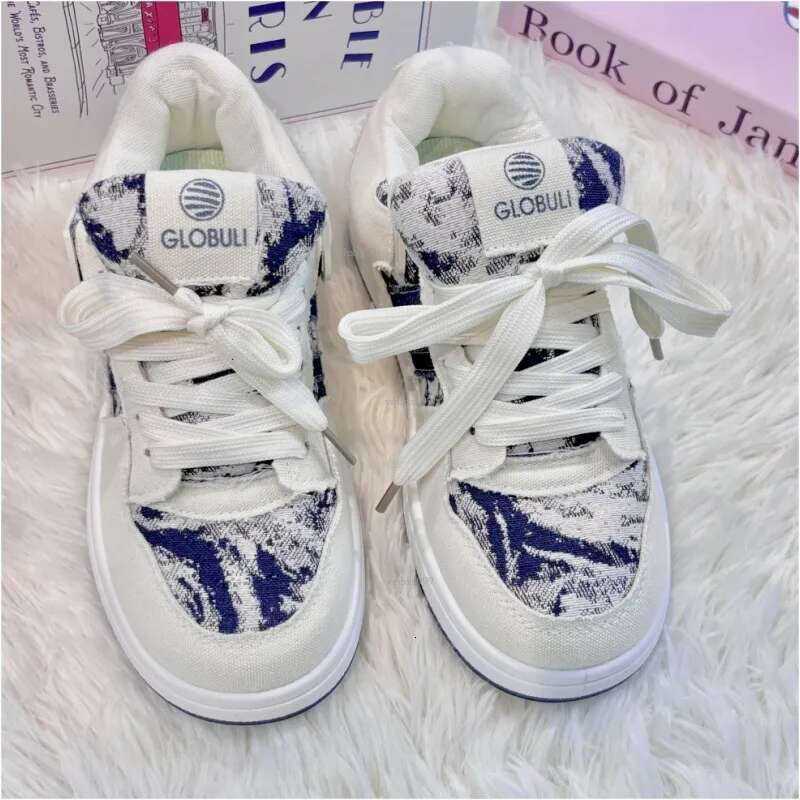 2025 New Designer Shoes Denim Blue Canvas Breathable Bread Women's Multi-functional Casual Board Shoes Outdoor Sports Student Youth Shoes