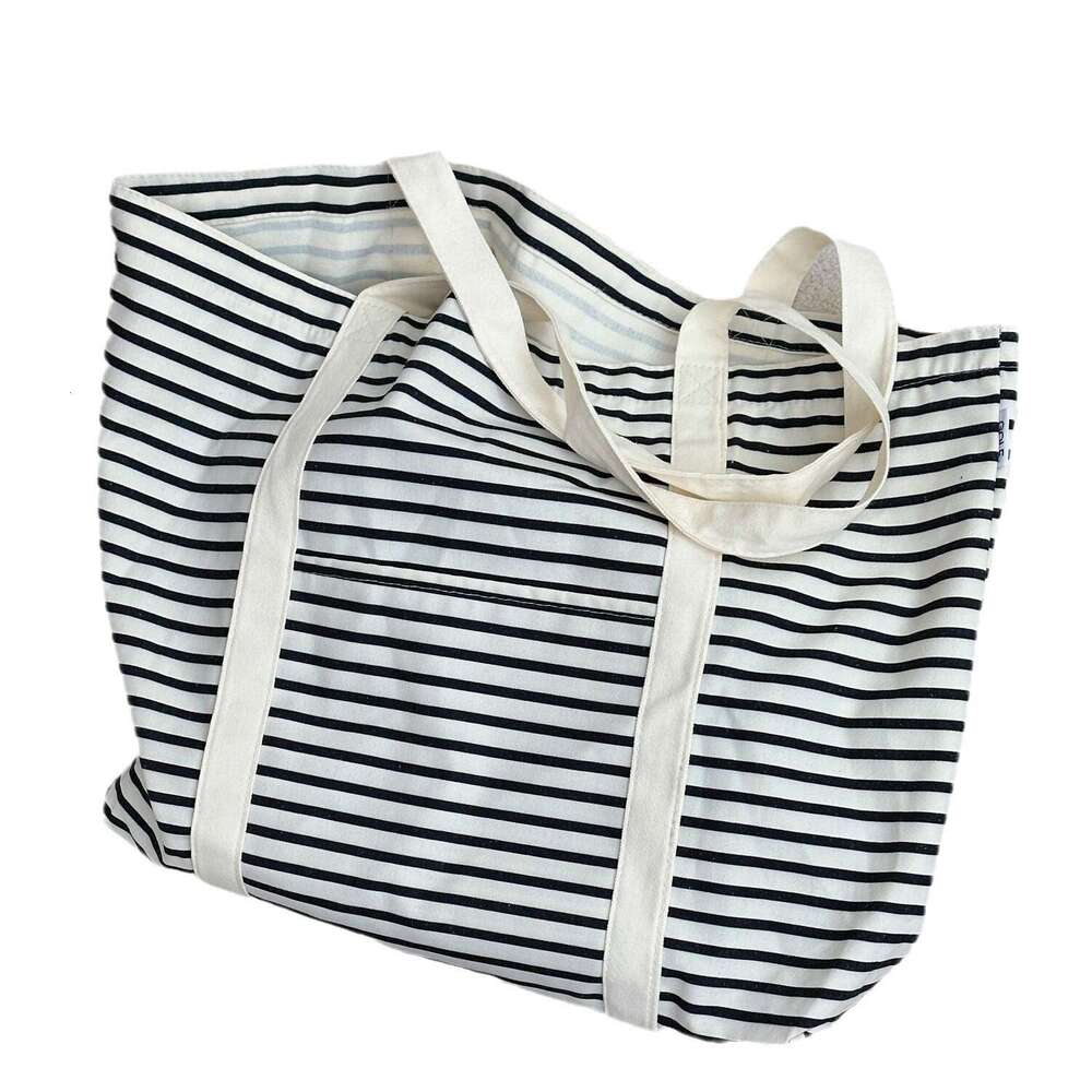 Large capacity striped tote new fashionable and versatile shoulder canvas shopping bag, commuting bag