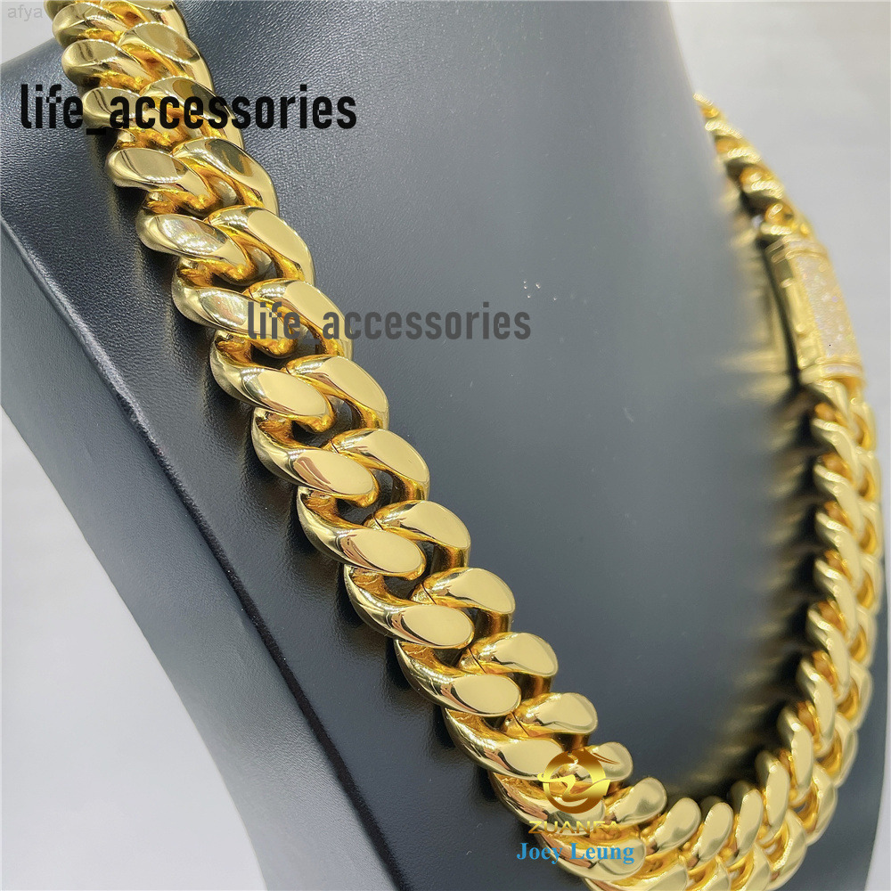 Hip Hop Jewelry Stainless Steel Chain Vvs Moissanite Diamond Lock Cuban Link Necklace