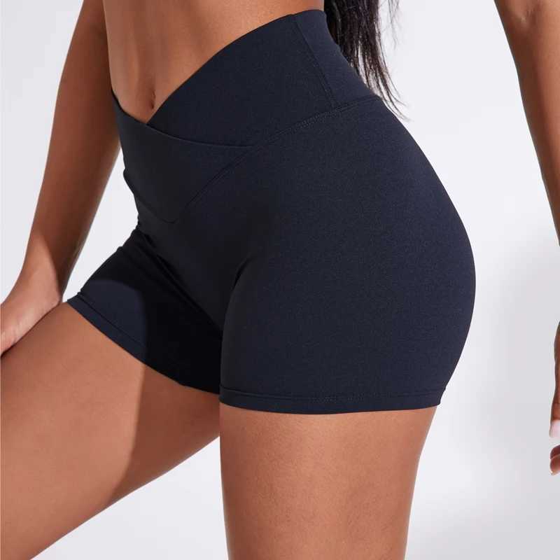 QINACTIVE womens sports shorts high elasticity and tight fitting suitable for high waist and hips yoga shorts for fitness and outdoor sports Y250412