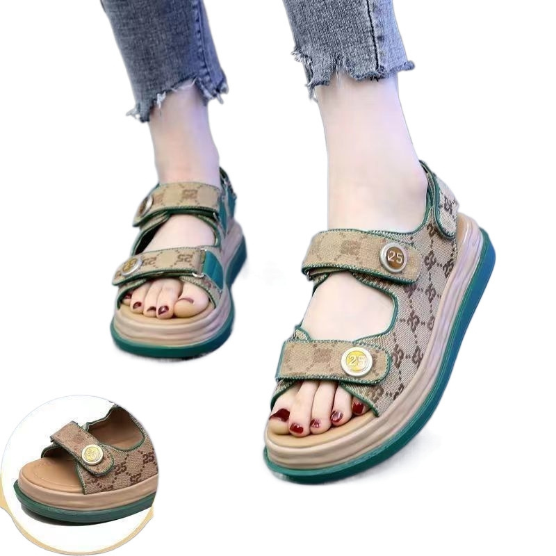 free shipping designer sandals for women 2025 Summer New Flat bottomed Fashion Versatile Sports Non slip Beach Sandals Size 35-40 for daily wear