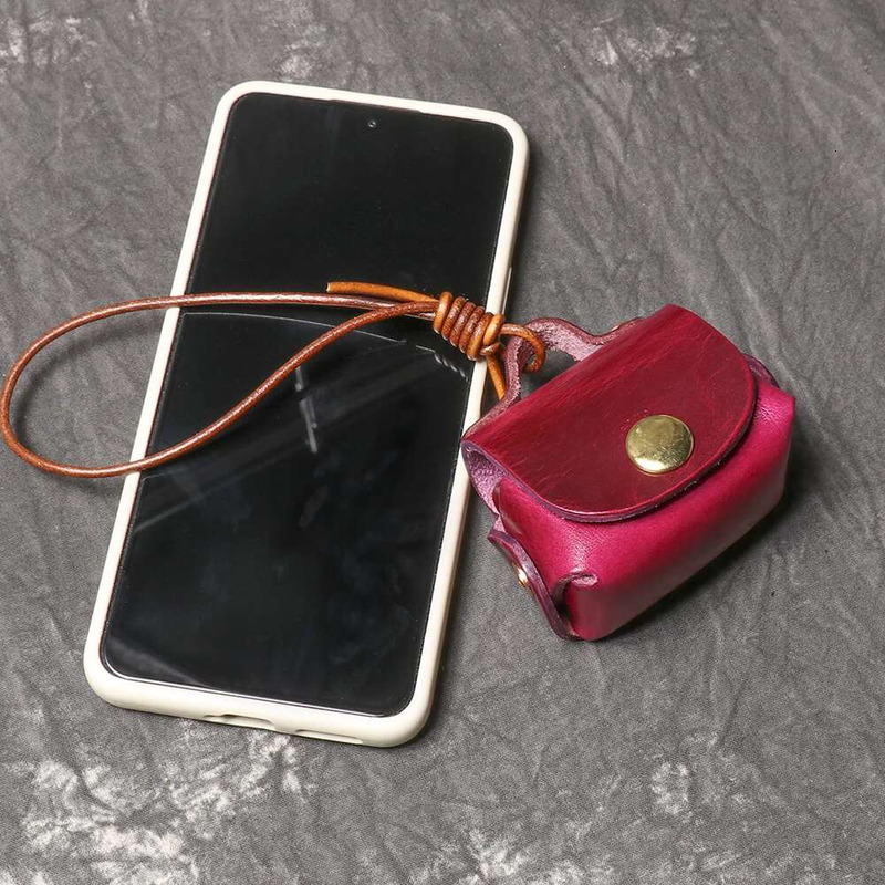 LUOKIR Vintage Genuine Leather Headphone Case Pendant, Women's Small Coin Purse, Top Layer Cowhide Bag Accessory.