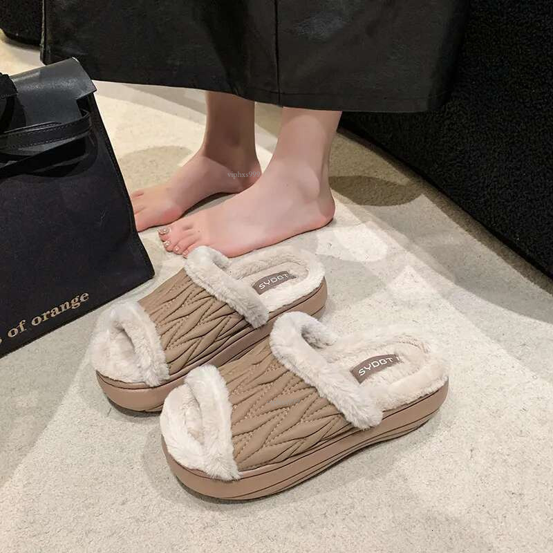 New Free Shipping Designer Shoes Thick Ole With A Height Increae Of 5CM Women' Outdoor Wear Autumn And Winter New Item In Korean Verion Home Conf