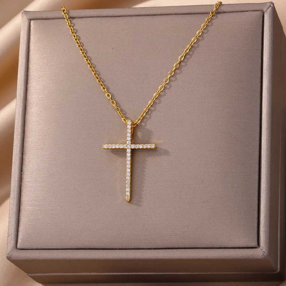 Zircon Cross Pendant Necklace for Women Gold Color Stainless Steel Collar Neckalces 2025 Trend Goth Party Wedding Jewelry Gifts Z250412
