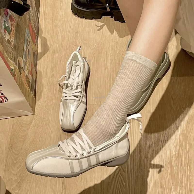 Korean Designer Casual Shoes Women Sports Casual Outdoor Small White Shoes 25 New Summer Soft Leather Sports Ballet Women Single Shoes