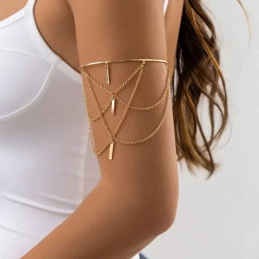 Gold Color Open Upper Arm Bracelet Womens Jewelry Rectangle Charm Tassel Arm Bangle Party Summer Fashion Accessories NewC250411