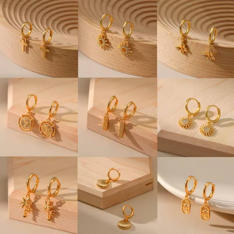 Hot Selling Womens 18K Gold Plated Copper Snake Animal Design Pendant Earrings with Ear Buckle Combination