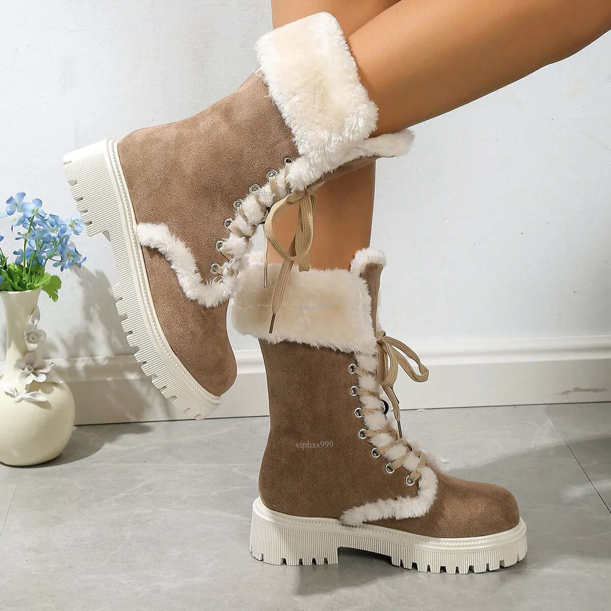 New Free Shipping Designer Shoes Autumn And Winter Oversized Plush Warm Thick Soled Mid Length Boots Fashionable Round Toe Lace Up Snow Boots For Wome