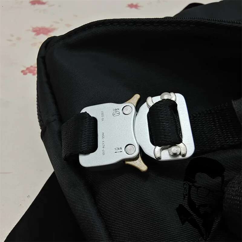 Black Fabric ALYX Waist Bag Outdoor Men's And Women's High-Quality Nylon Zippered Backpack
