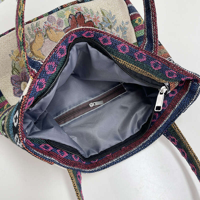 Cartoon embroidery canvas women's ethnic style casual mommy handbag, office worker small shoulder bag