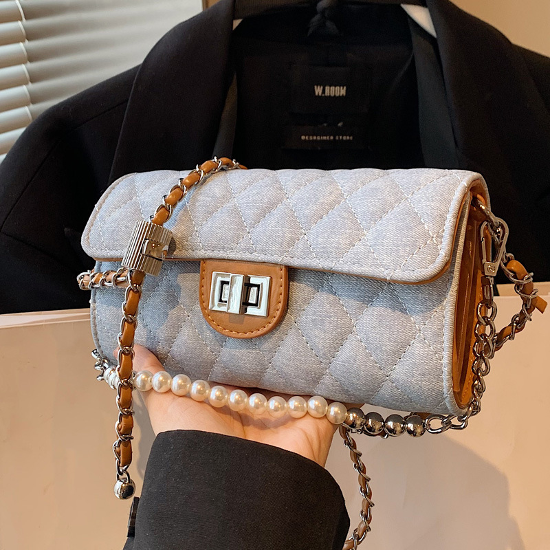 2025S Designer Women S Bag Summer New Lingge Embroidery Thread Fragrant Wind Chain Women S Lock Pearl Handheld Single Cross Shoulder Small Square Bag