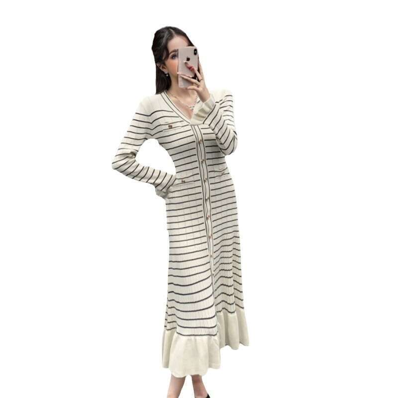 Autumn Slimming Striped Gentle High-End Knitted Long Dress, Children's New 2025 French Style Dress
