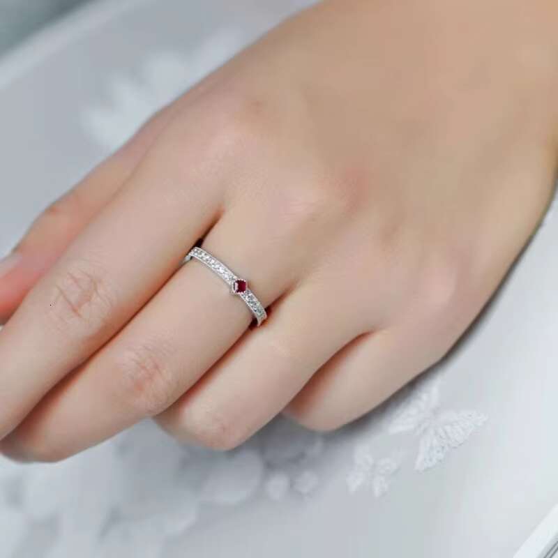 Hip hop style exquisite and elegant ring ring inlaid with womens versatile niche Instagram style factory direct sales