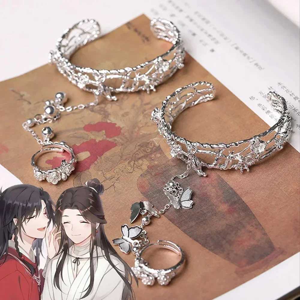 Tian Guan Ci Fu Bracelet Ring Adjustable Heaven Officials Blessing Hua Cheng Xie Lian Cosplay Accessories Butterfly Finger RingC250411