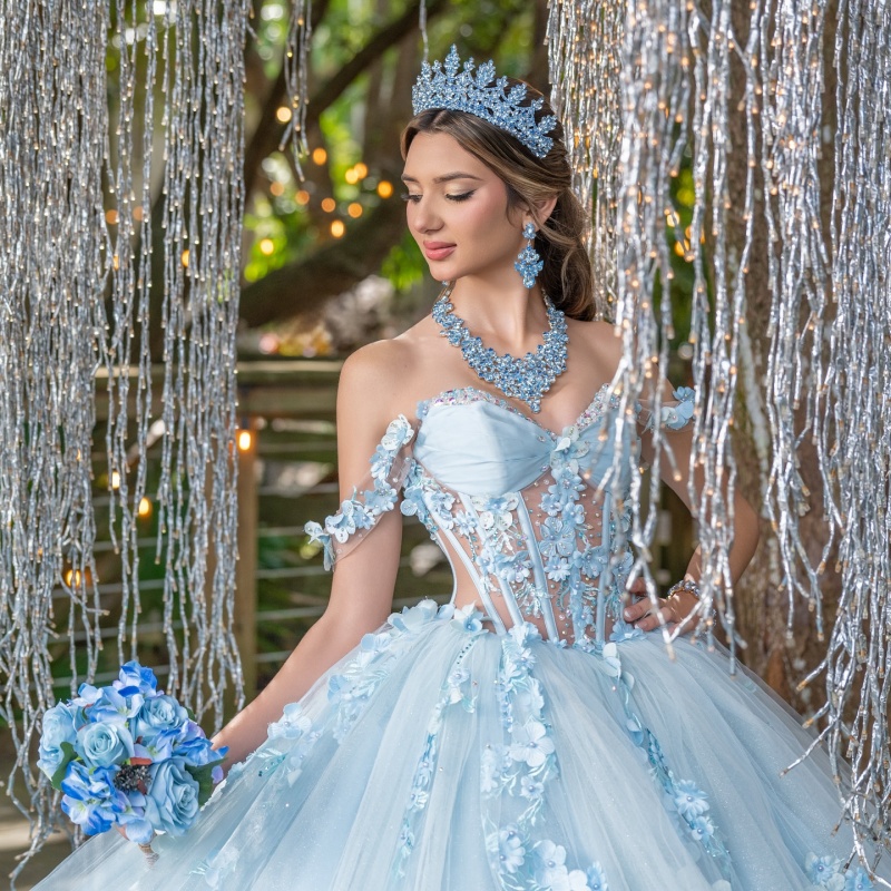 Sky Blue Quinceanera Dresses Off Shoulder Ball Gown Sweet 16 Dress Applique Flower Beads Tull Corset Birthday Party Vestidos 15 De Anos