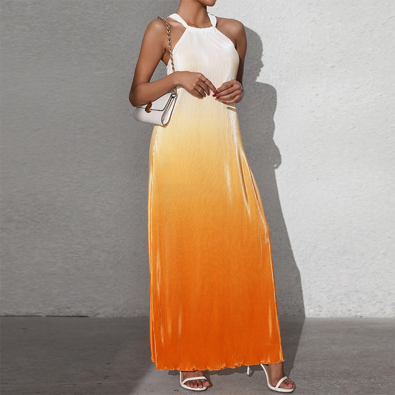 Fashionable and sexy backless hanging neck dress spring and summer gradient sleeveless suspender A-line long skirt pullover