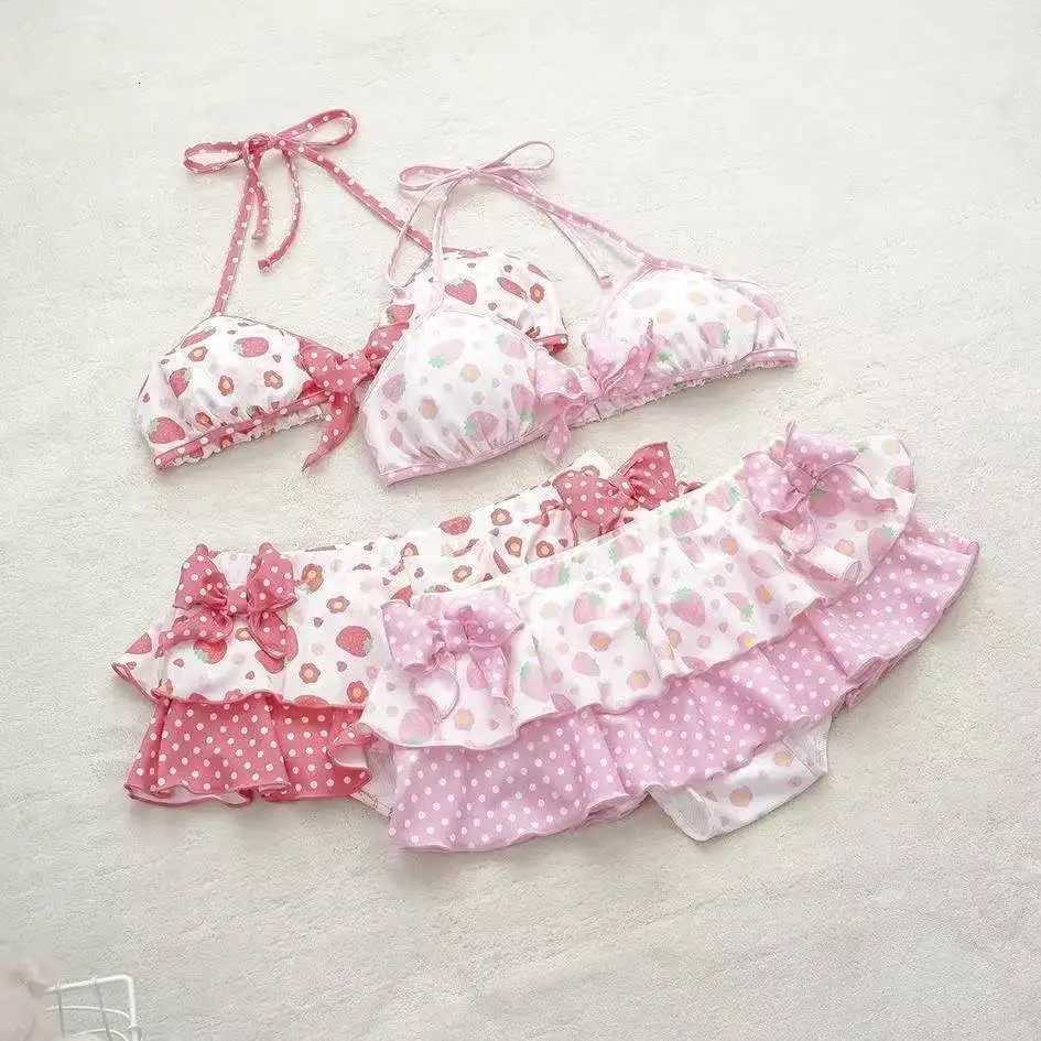 Japanese Style Kawaii Girls Swimsuit Sweet Printed Halter Bikini Swimsuit Women Ruffle Bikini Set Bather Bathing Suit SwimW251113
