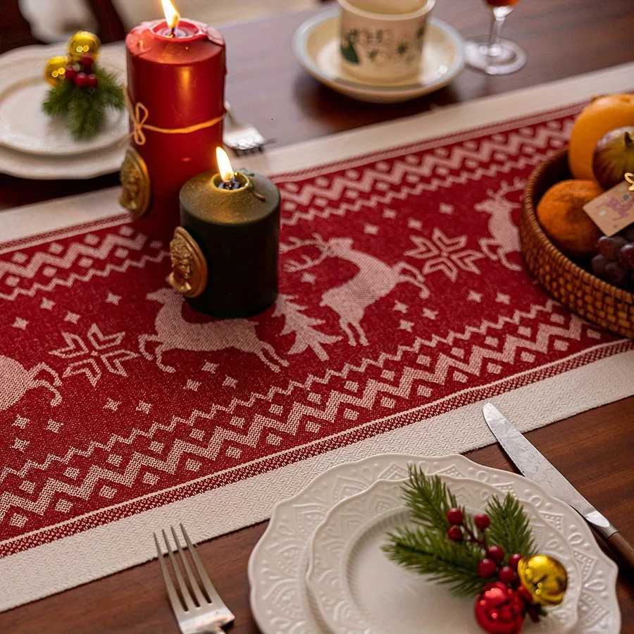 Christmas 1pc Christmas Elk Table Runner Living Room Dining Room Rectangular Gift Box Tablecloth Napkin Table ClothSuitable for Household Y251113