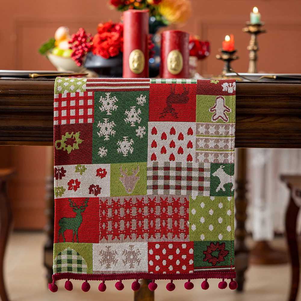 Christmas Cozy Woven Christmas Table Runner Set for Holiday Dining Table Decor Sideboard and Party Tablecloths with Warm Celebration Vibe Y251113