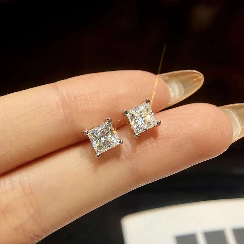 GRA 1CT Classic Princess Cut Concise Moissanite Diamond Stud Earrings For Women Real 925 Sterling Silver Wedding Fine Jewelry