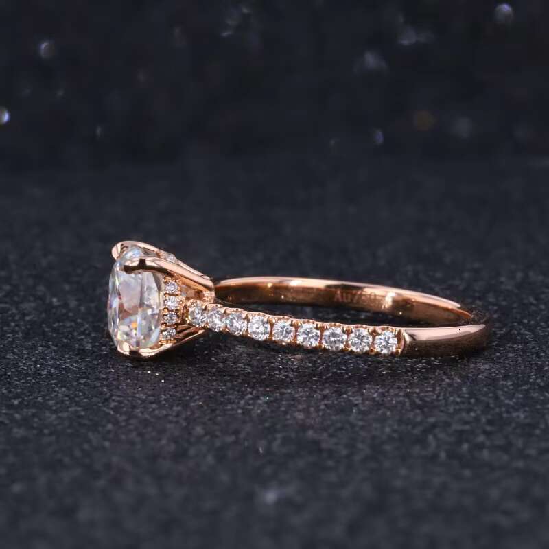 Au750 18k Rose Gold Brilliant Cut Cushion Moissanite Center Stones Fine Moissanite Jewelry for Engagement