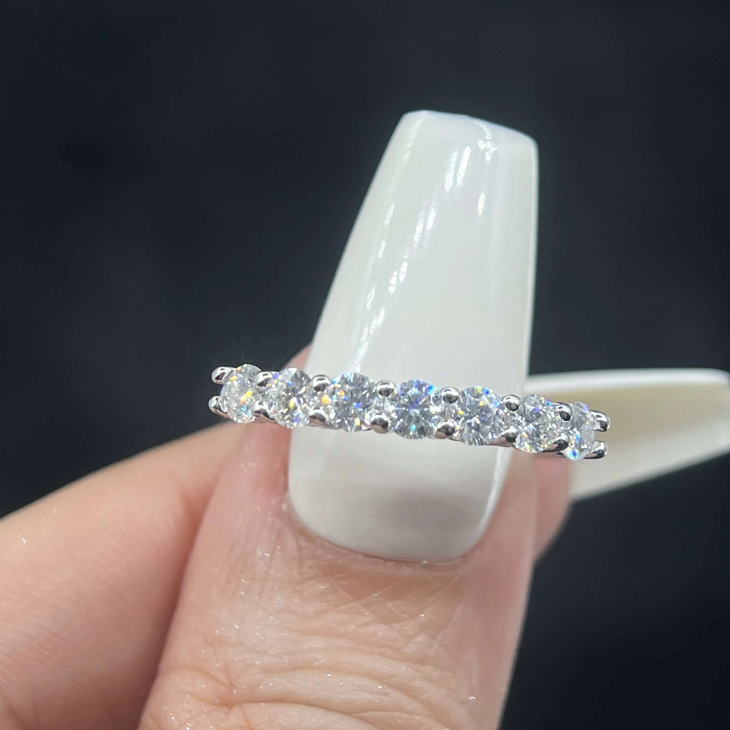 Luxury VVS D Color Diamond Moissanite Eternity Rings for Women 7 Stones 3mm 0.1ct Round White Gold S925 Sterling Silver Rings