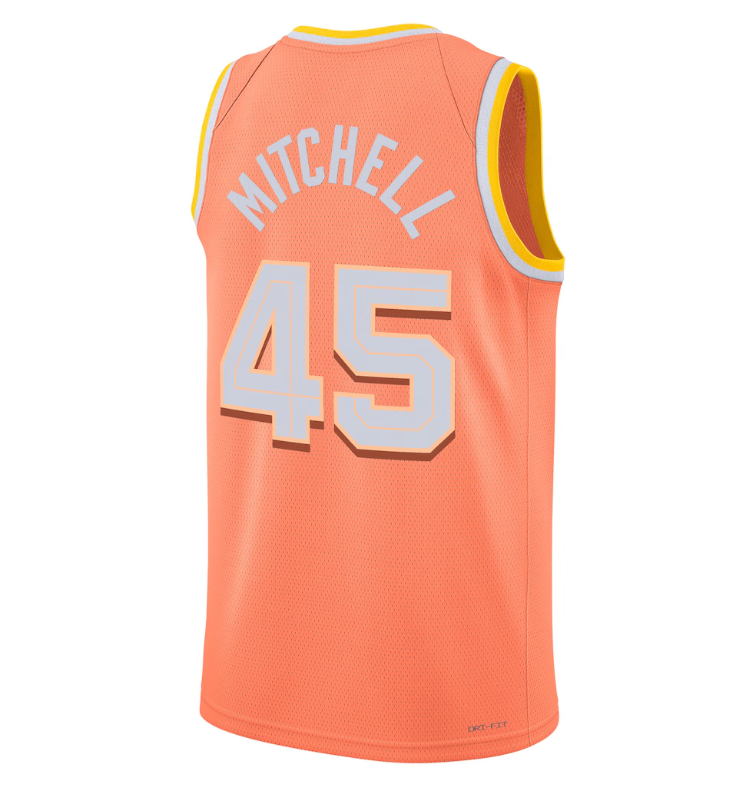 Evan Mobley Donovan Mitchell DeAndre Hunter Sam Merrill Craig Porter Tyrese Proctor NaeQwan Tomlin Larry Nance Jr. Thomas Bryant Luke Travers Basketba