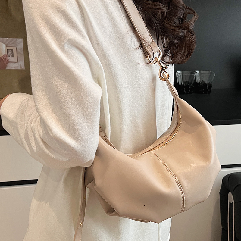 2025S Designer Women S Bag Advanced Texture Soft Leather For Women New Trendy And Versatile Minimalist Crossbody With Niche Design Single Shoulder Dum