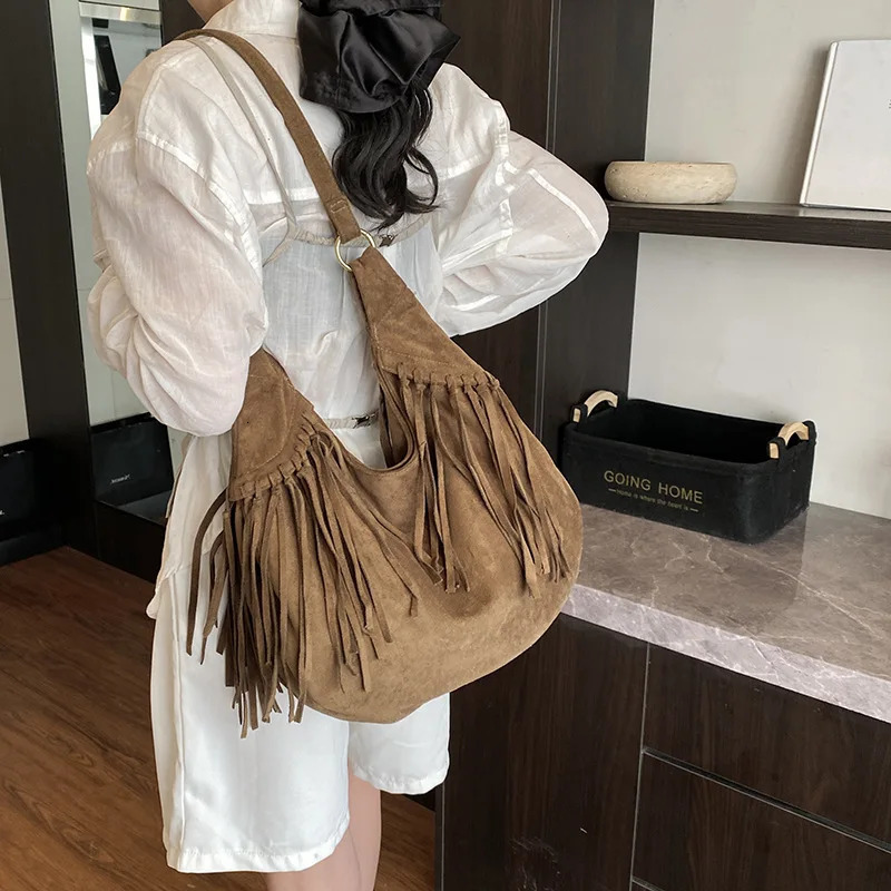 Bohemia Style Tassels Shoulder Hobo Bags for Women Faux Suede Large Capacity Wild Tote Bag Latest Fashion Handbags 251110