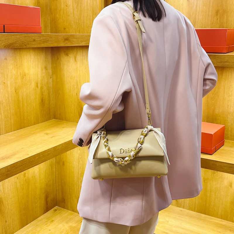 FAshionable Ladies Tote Bag Classic Elegant Leather Handbag From Popular Womens Shoulder BagW251112