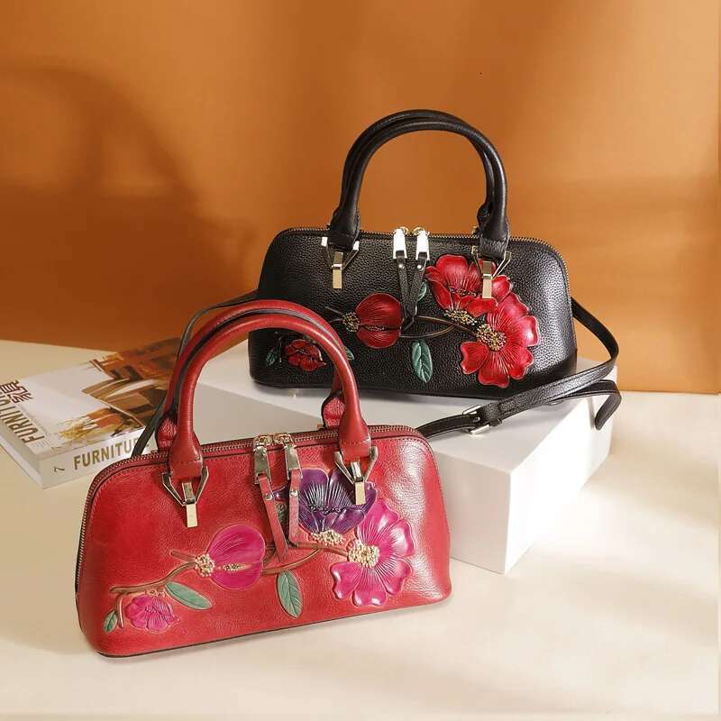 Genuine Leather for Women New Fashion Temperament Small Handbag Shoulder Messenger Dress and Cheongsam Banquet Bag