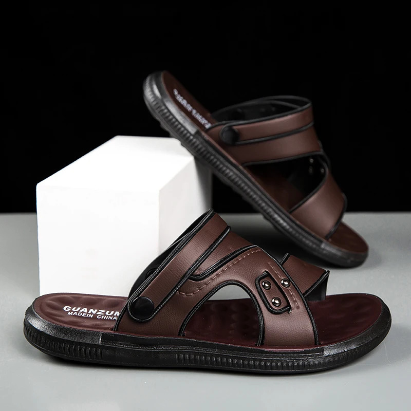 Fashionable mens sandals breathable slippers mens summer sandals mens casual beach shoes mens business leather sandals 250408