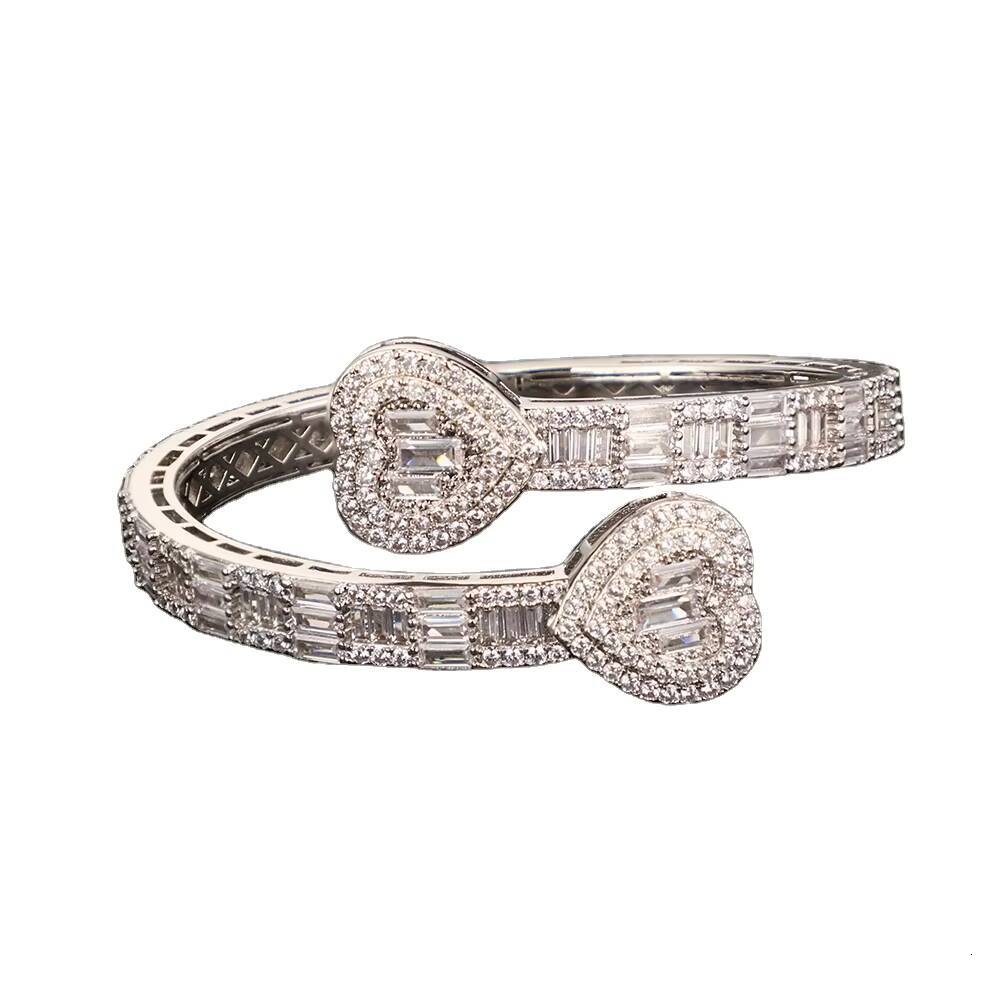 JWY Jewelry Hip Hop Moissanite Cuban Bracelet for Men Women Geometric Heart Spring Buckle Link Chain Soft Bracelet